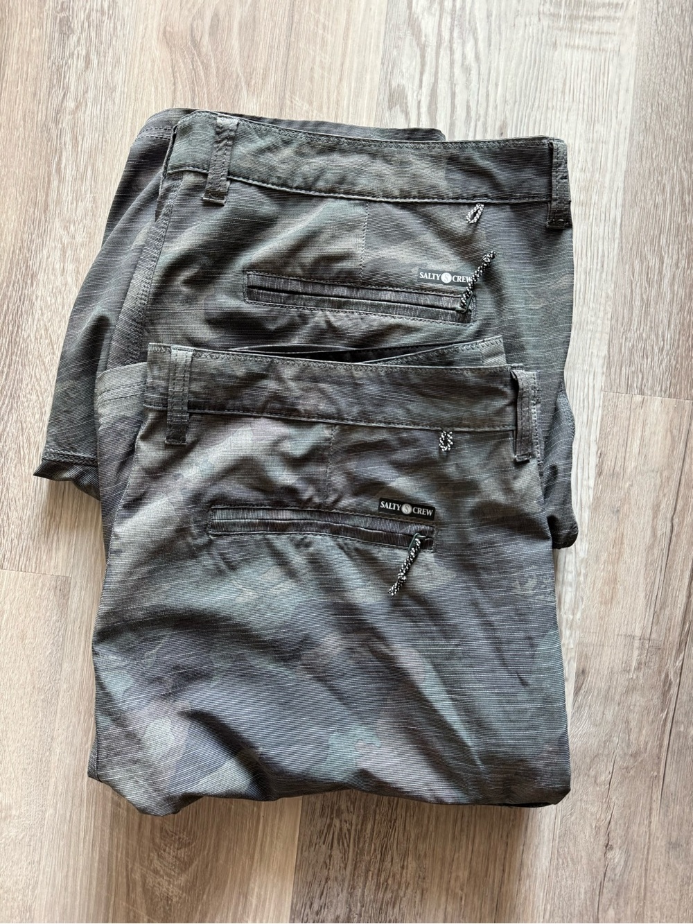 Salty Crew Drifter Hybrid Short 19”